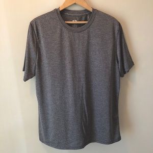 3/$30💚Athletic Works mens grey basic gym workout shirt top size large